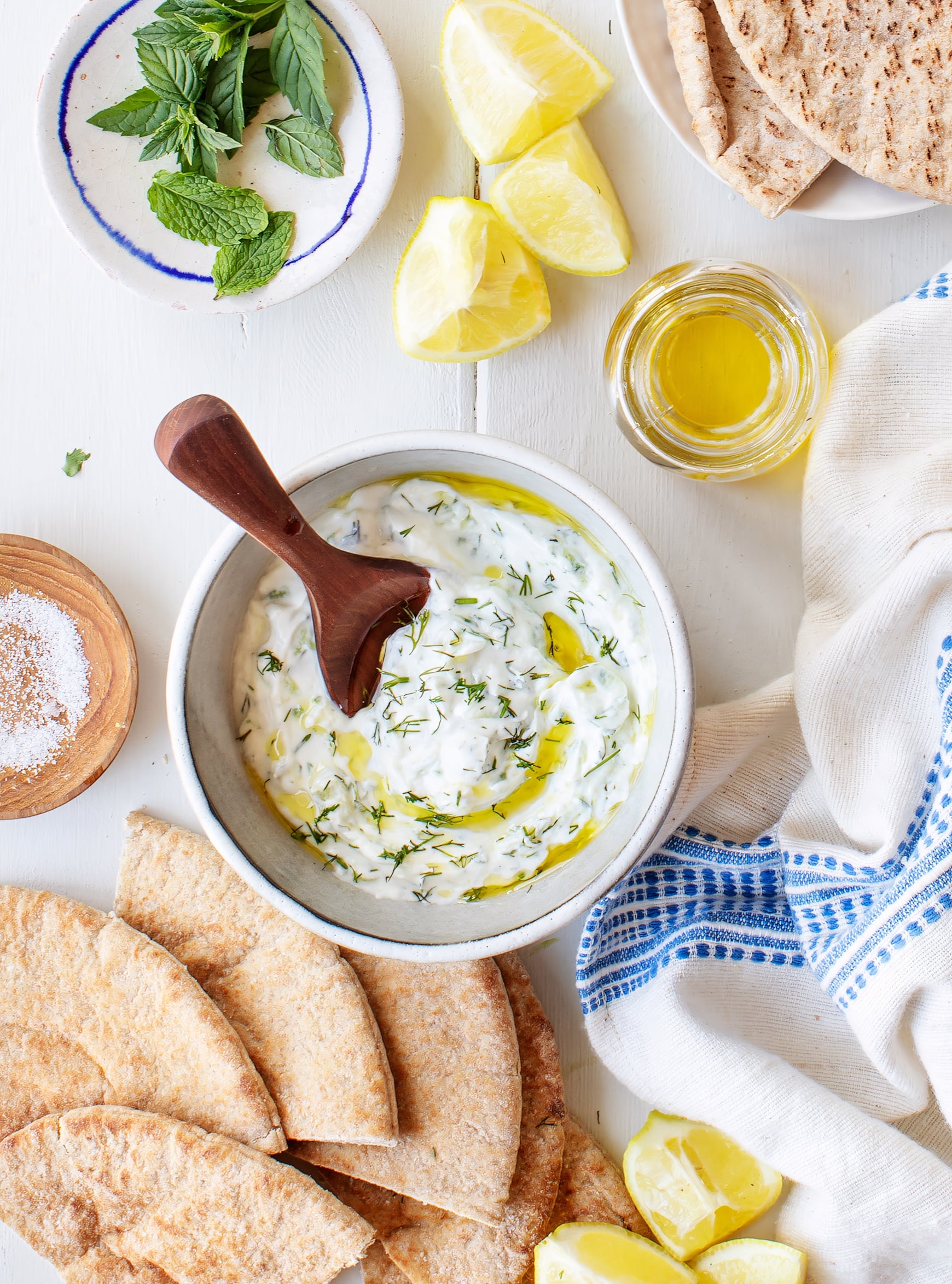 Easy Homemade Tzatziki: Your Go-To Greek Sauce Recipe